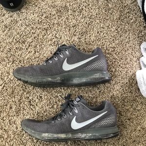 Nike All Out Low